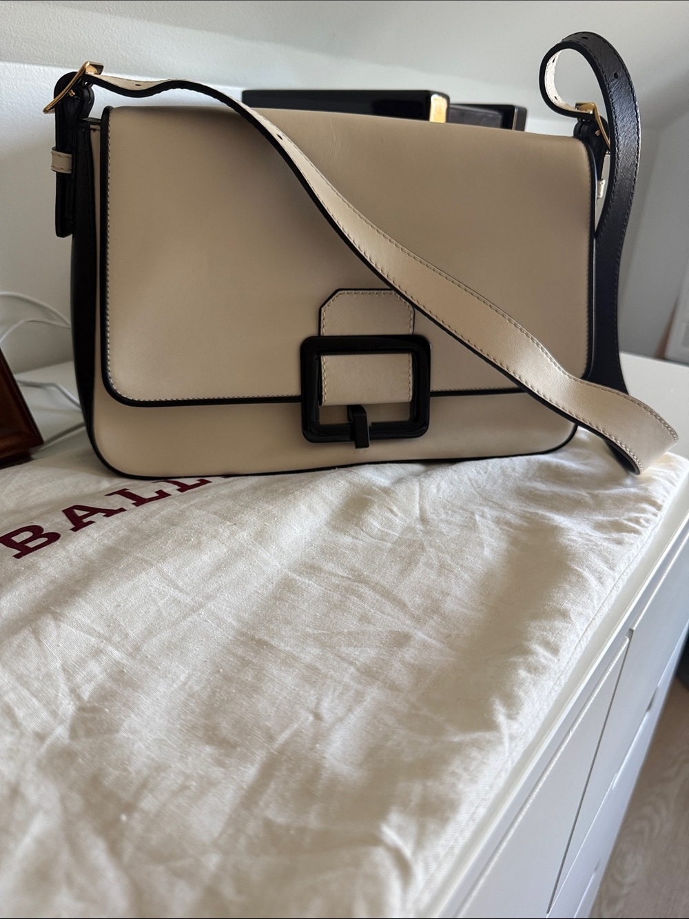Bally Cream and Black Leather Crossbody Bag